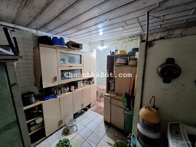 Cho thuê nhà tập thể Thanh Xuân tầng 1, 60m2, 7 triệu, để xe trong nhà