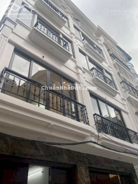 Cho thuê nhà ngõ 86 tô vĩnh diện 79m x 4T ô tô đỗ cửa