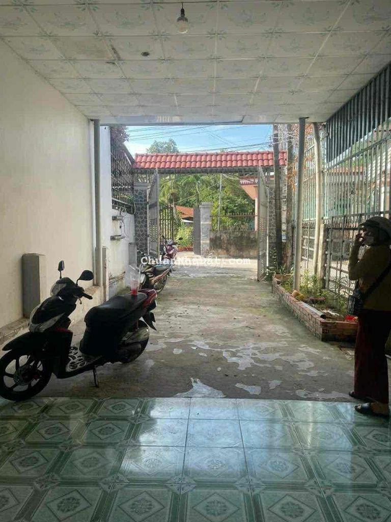 cho thủe nhà phú hoà