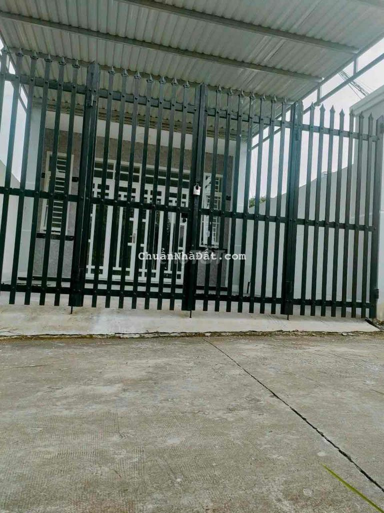 CHO THUÊ NHÀ TÂN AN 3 PHÒNG NGŨ SÂN Ô TÔ NHÀ MỚI