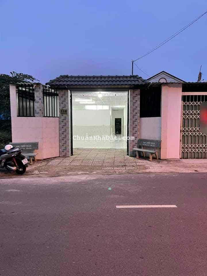 CHO THUÊ NHÀ Ở HOẶC KINH DOANH ĐƯỜNG DX043 Nhựa 8m Thông Dân Kín DT: 3 CHO THUÊ NHÀ Ở HOẶC KINH DOANH ĐƯỜNG DX043 Nhựa 8m Thông Dân Kín DT: 3