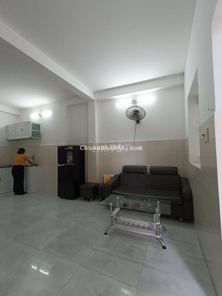 Cho thuê nhà liền kề trệt lầu hẻm huỳnh văn lũy phú lợi