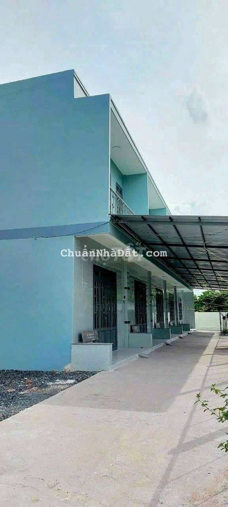 Cho thuê nhà liền kề 2pn 2wc chánh mỹ hẻm đại lộ Bình Dương