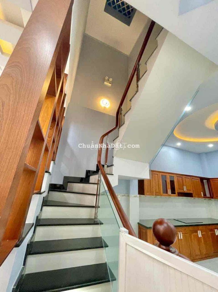 cho thuê nhà trệt lầu Phú Lợi , 4 PN , 2 Wc