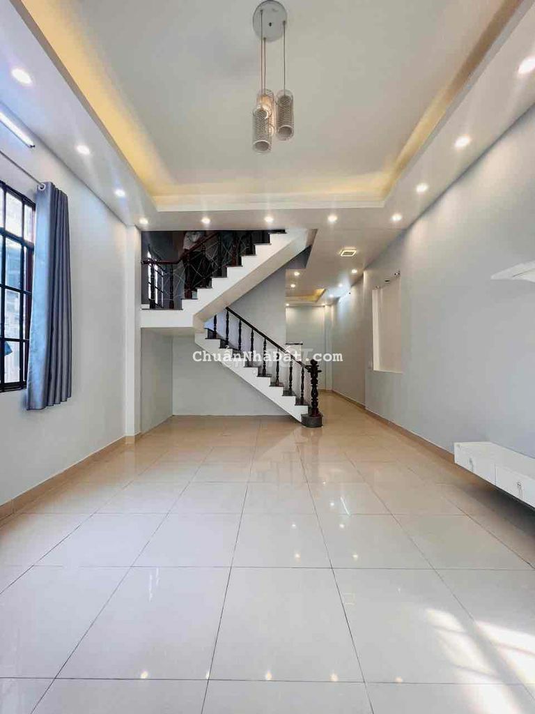 Nhà Mới 1T1L, Xe Hơi Thông gần Phạm Văn Đồng,Có Nội Thất.Khu An Ninh Nhà Mới 1T1L, Xe Hơi Thông gần Phạm Văn Đồng,Có Nội Thất.Khu An Ninh