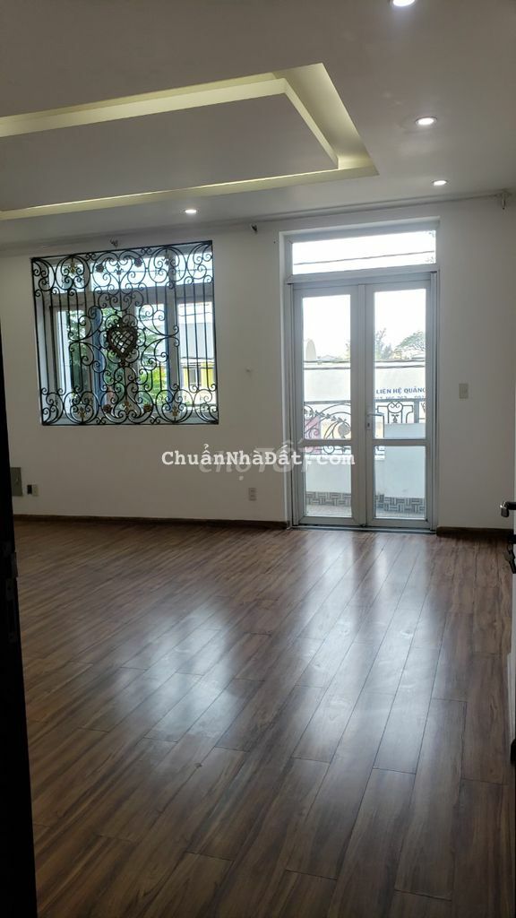 Nhà Cho Thuê MT Lam Sơn, P2. dt: 5x25m. 3 Lầu