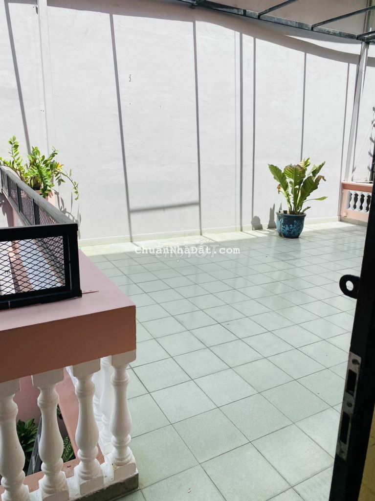 Nguyên căn mặt tiền đường A4, phường 12, quận Tân Bình