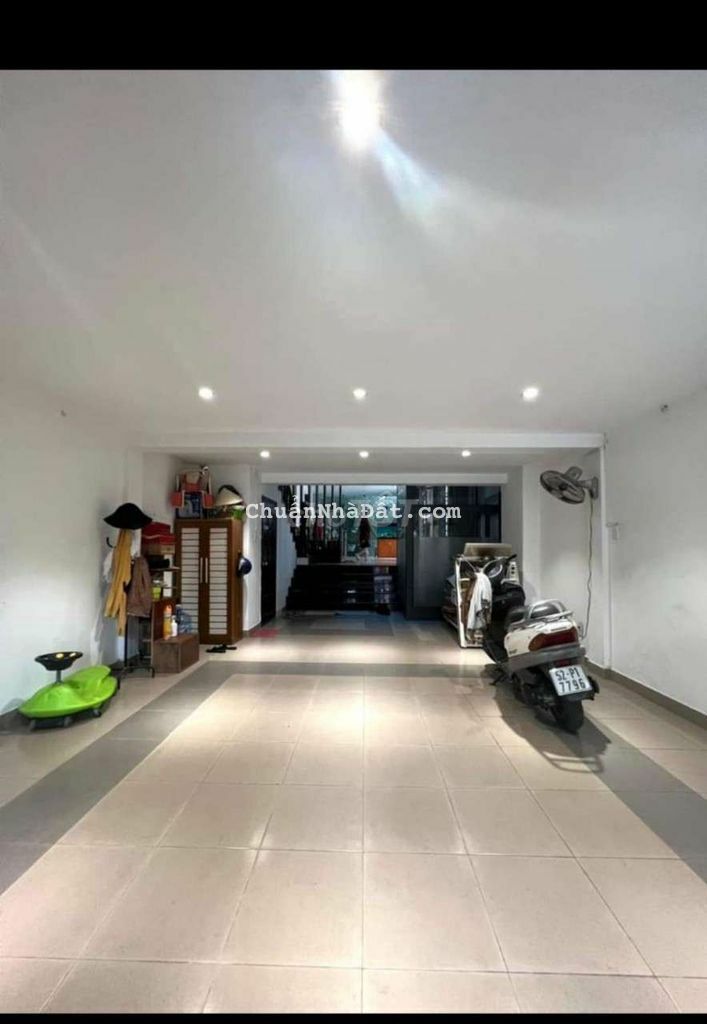 Cho thuê nhà nguyên căn mặt tiền đường Ngô Bệ