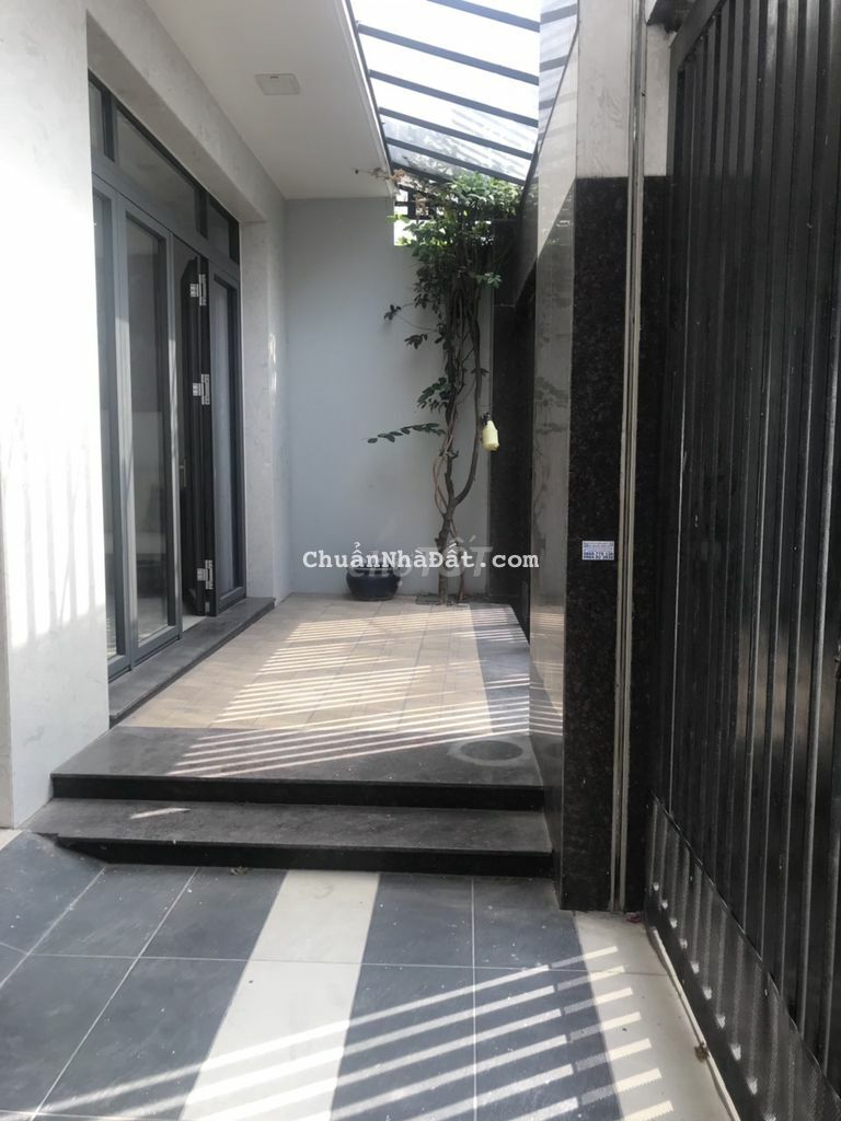 NHÀ ĐẸP Đ.BÌNH GIÃ. 7X20M. 1 TRỆT 3 LẦU. GARA Ô TÔ