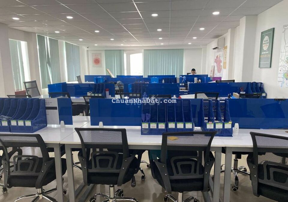 Cho thuê nhà đường út tịch 9x20m 1 trệt 3 lầu