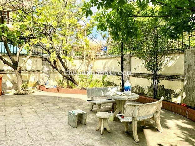 Cho thuê biệt thự sân vườn 12x22m trệt 1 lầu Lam Sơn Tân Bình