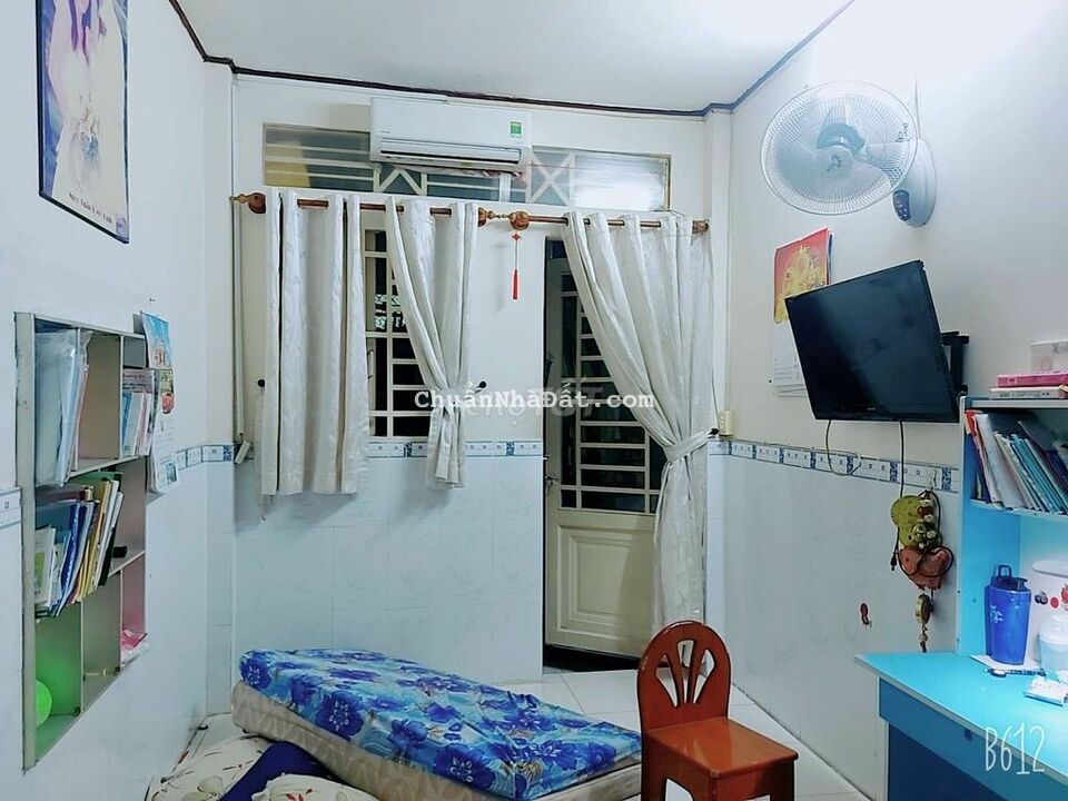 Nhà cho thuê nguyên căn đường Phạm phú thứ giá 7tr Nhà cho thuê nguyên căn đường Phạm phú thứ giá 7tr