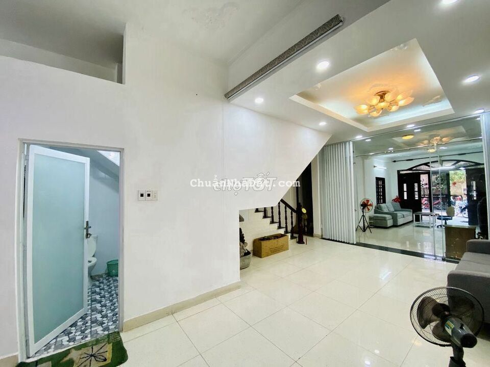 Nhà mới, nguyên căn khu Cộng Hòa. 1 trệt 3 lầu, dt: 4x20m