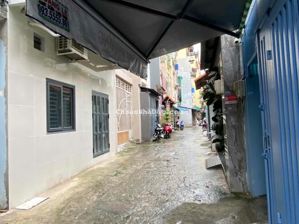 Hẻm 4m gần Hoàng Hoa Thám 5x7.6m 1 lầu 2 phòng ngủ 9.5tr