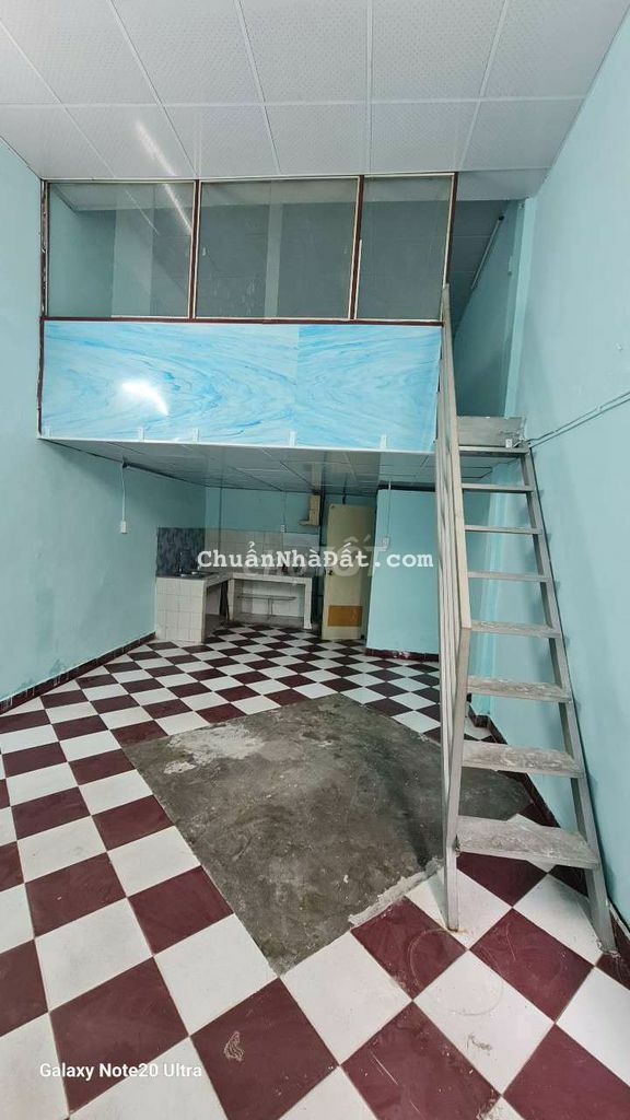 Nhà cho thuê nguyên căn tân binh DTS 40m  giá 5tr