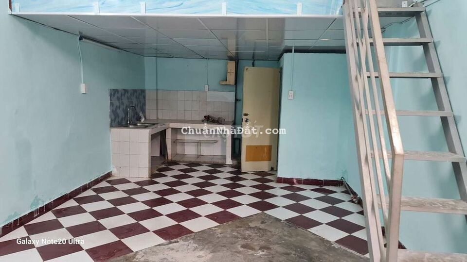 Nhà cho thuê nguyên căn tân binh DTS 40m  giá 5tr