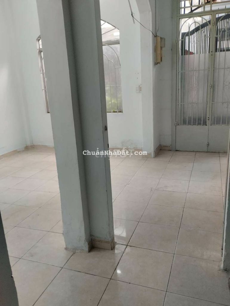 Cho thuê nhà 3pn HXH đối diện trường sóc nâu Cho thuê nhà 3pn HXH đối diện trường sóc nâu