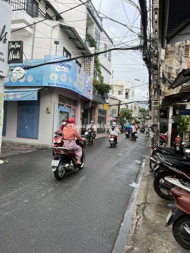 Cho thuê mặt tiền đg bùi thị xuân.p3. Tân bình. Cho thuê mặt tiền đg bùi thị xuân.p3. Tân bình.