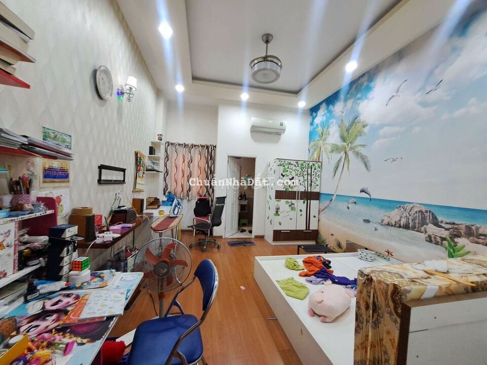 Nhà cho thuê nguyên căn đường Phạm phú thứ X Tải đậu cửa Nhà cho thuê nguyên căn đường Phạm phú thứ X Tải đậu cửa