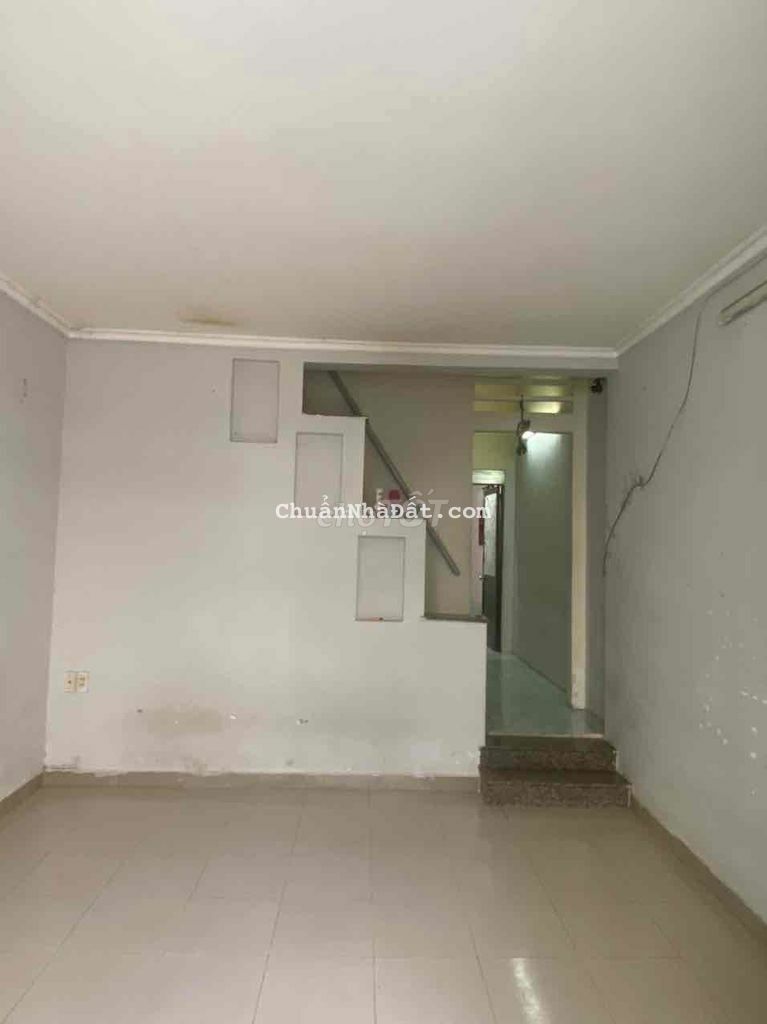 Nhà 4x15m 1 lầu 2pn hẻm cụt 1 xẹt 4m xe hơi đỗ cửa Nhà 4x15m 1 lầu 2pn hẻm cụt 1 xẹt 4m xe hơi đỗ cửa