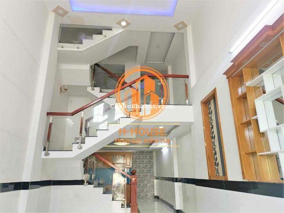 CHO THUÊ NHÀ MỚI PHẠM PHÚ THỨ KHU BÀU CÁT - TÂN BÌNH 4x17m TRỆT 3LÂU