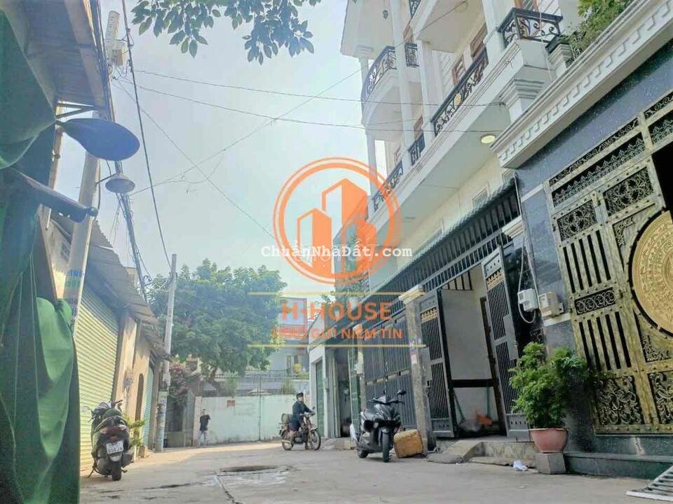 CHO THUÊ NHÀ MỚI PHẠM PHÚ THỨ KHU BÀU CÁT - TÂN BÌNH 4x17m TRỆT 3LÂU