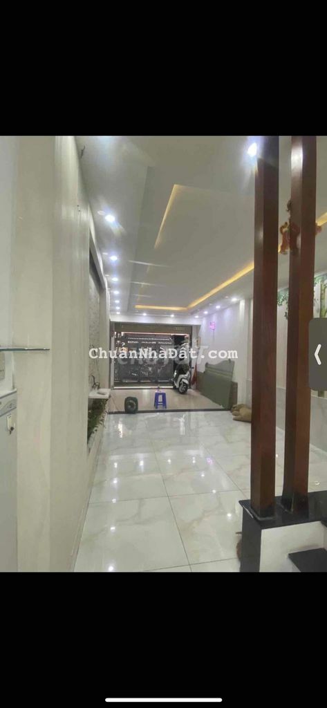 Cho thuê nhà mặt tiền đường Nguyễn Hồng Đào