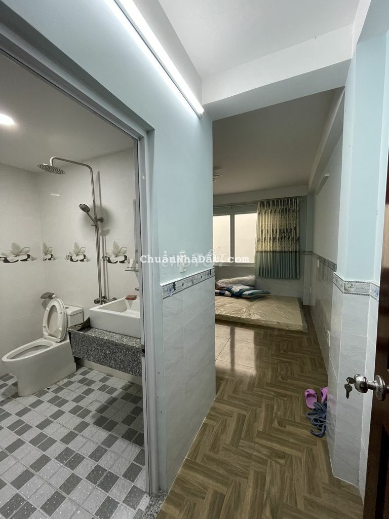 NHÀ ĐẸP 4 TẤM, HẺM 1 SẸC XE TẢI GẦN MẶT TIỀN BẠCH ĐẰNG, KHU SÂN BAY NHÀ ĐẸP 4 TẤM, HẺM 1 SẸC XE TẢI GẦN MẶT TIỀN BẠCH ĐẰNG, KHU SÂN BAY