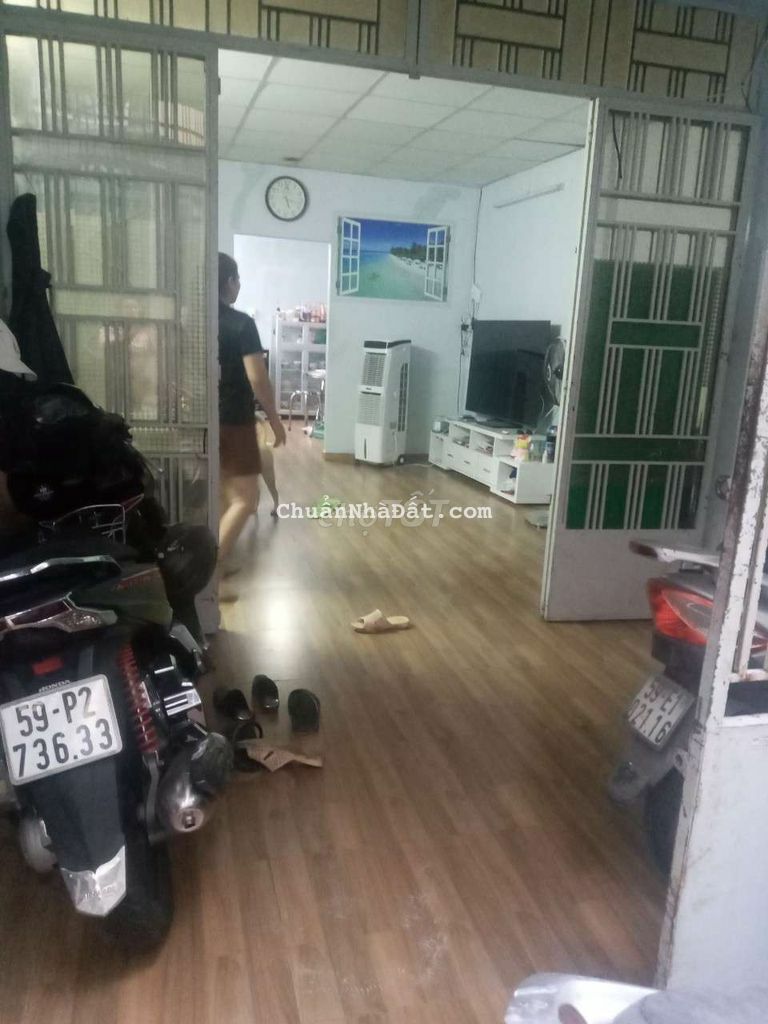 Nhà cho thuê đg trần văn quang p10 tân bình