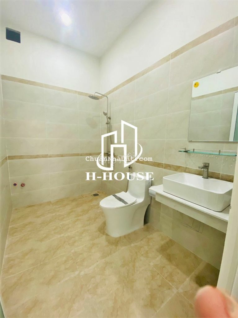 CHO THUÊ NGUYÊN CĂN 4 TẦNG MẶT TIỀN P4 MỚI ĐẸP T. BÌNH🌺 CHO THUÊ NGUYÊN CĂN 4 TẦNG MẶT TIỀN P4 MỚI ĐẸP T. BÌNH🌺