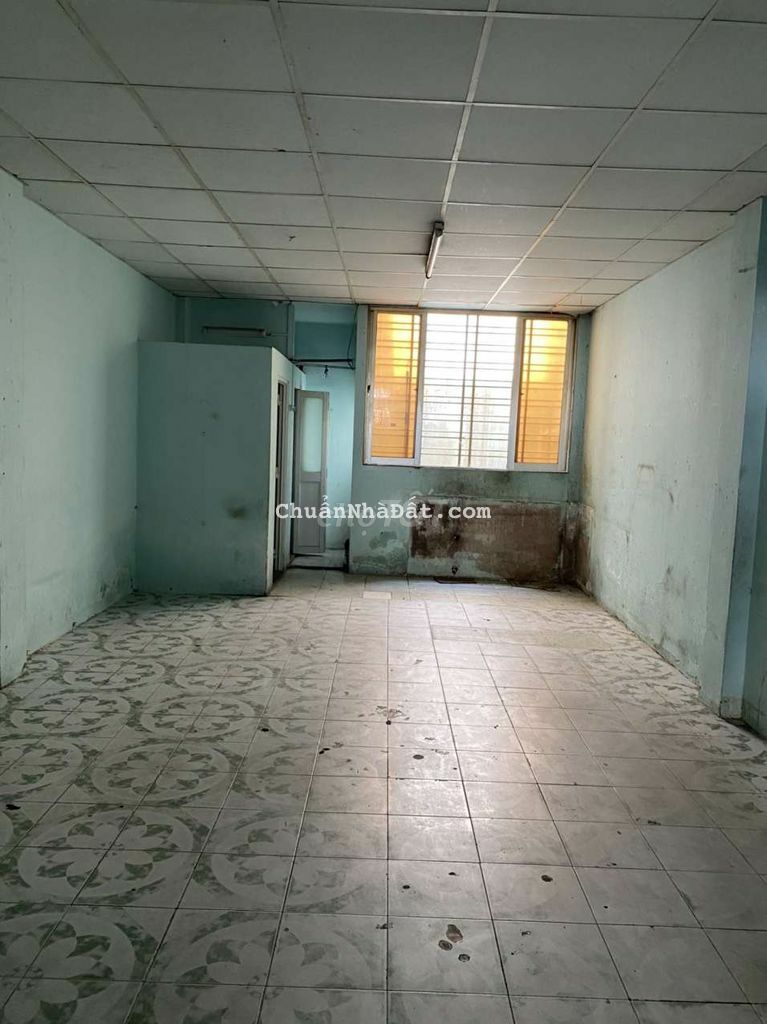 10tr_4x23m_trống suốt + lửng_MT Huỳnh Văn Một_P.Hiệp Tân_Tân Phú