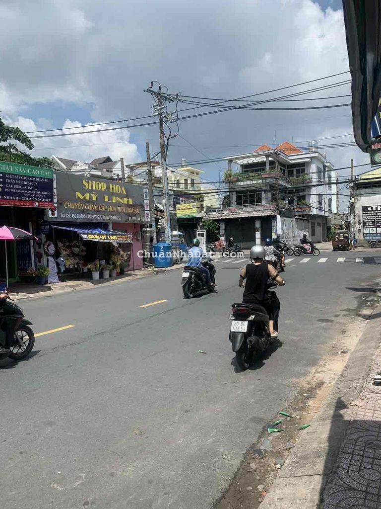 mặt tiền tân hương 4x25m  2pnòng ngủ