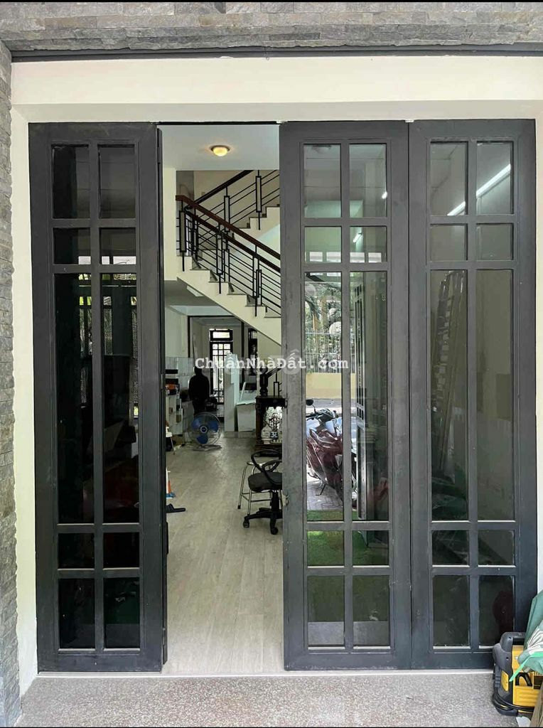 nhà mặt tiền đường T6 phường tây thạnh DT 4x25 đúc thật 1 trẹt 2 lầu