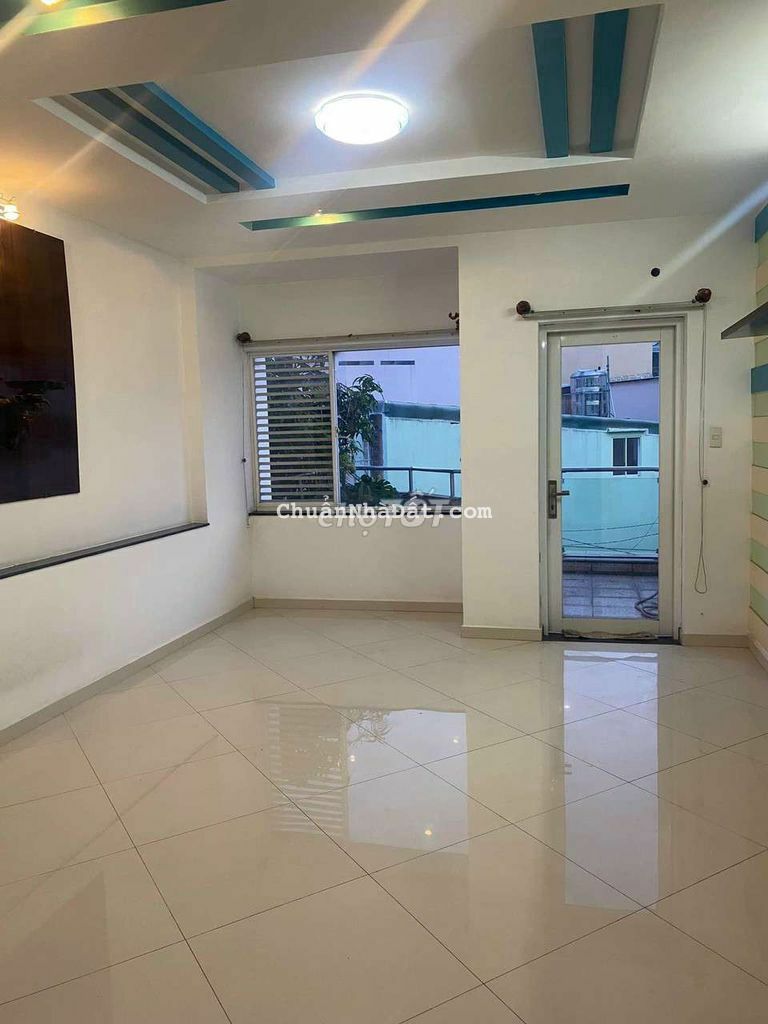 Chỉ 20tr MTNB 8m Tân Sơn Nhì 4x25 đúc 3 lầu 5Pn