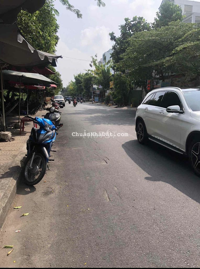 nhà mặt tiền đường kênh 19/5 phường tây thạnh DT 4x25 đúc 3T