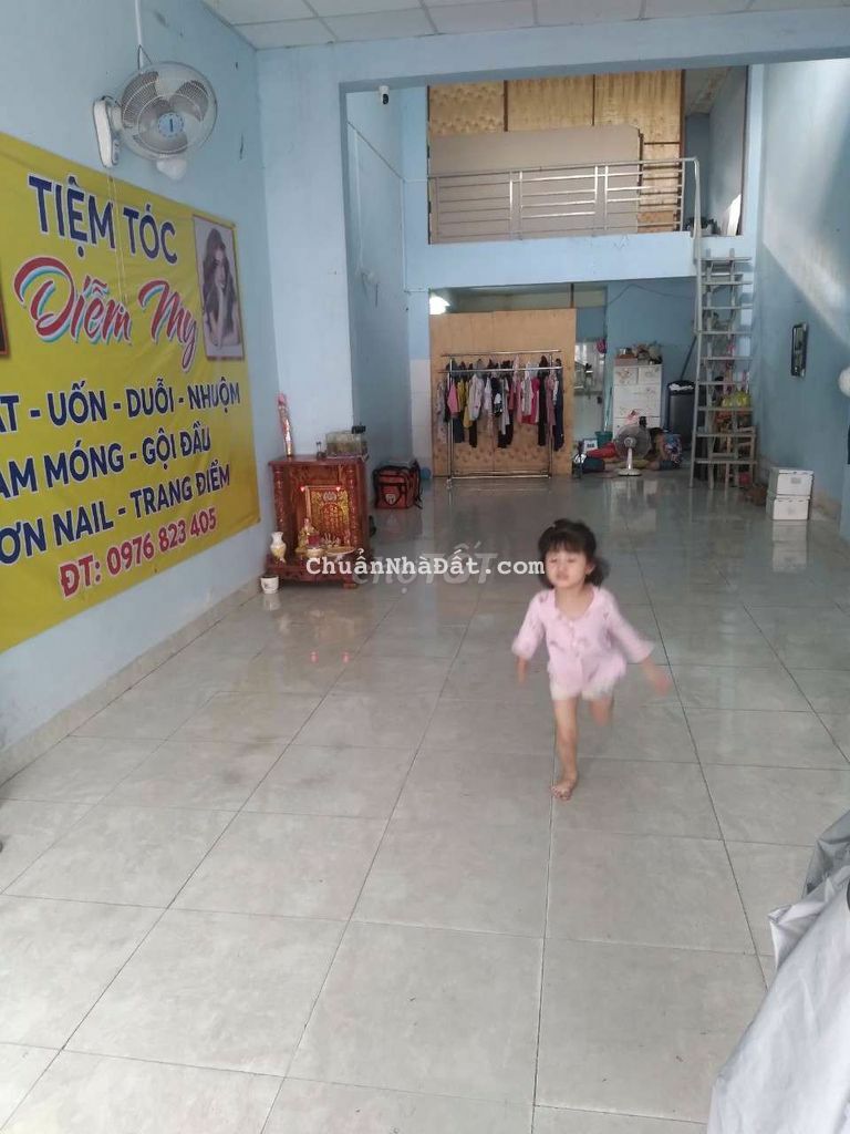 Nhà 4x20m hẻm lê trọng tấn