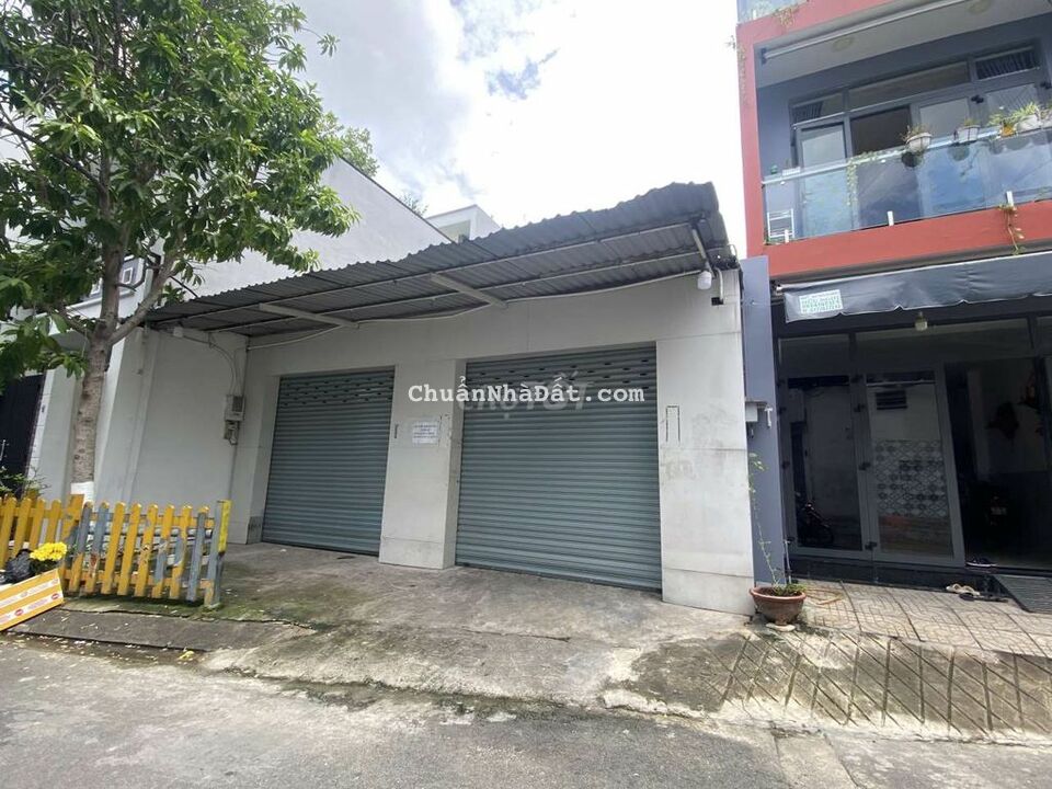 Xe container_19tr_8x20m_MT Lê Cao Lãng_suốt trần cao_Phú Thạnh_Tân Phú