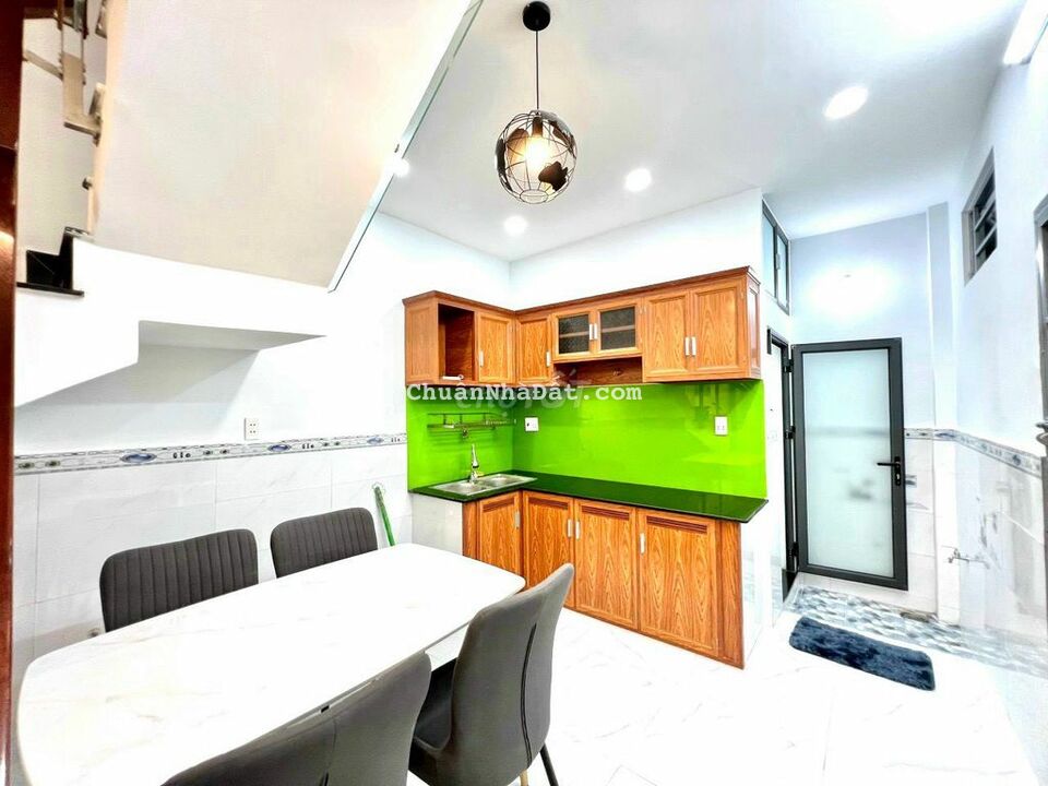 MTNB Lê Trọng Tấn_sát trường ĐHCNTP_1 trệt 2 lầu_3PN (máy lạnh)_12.5tr