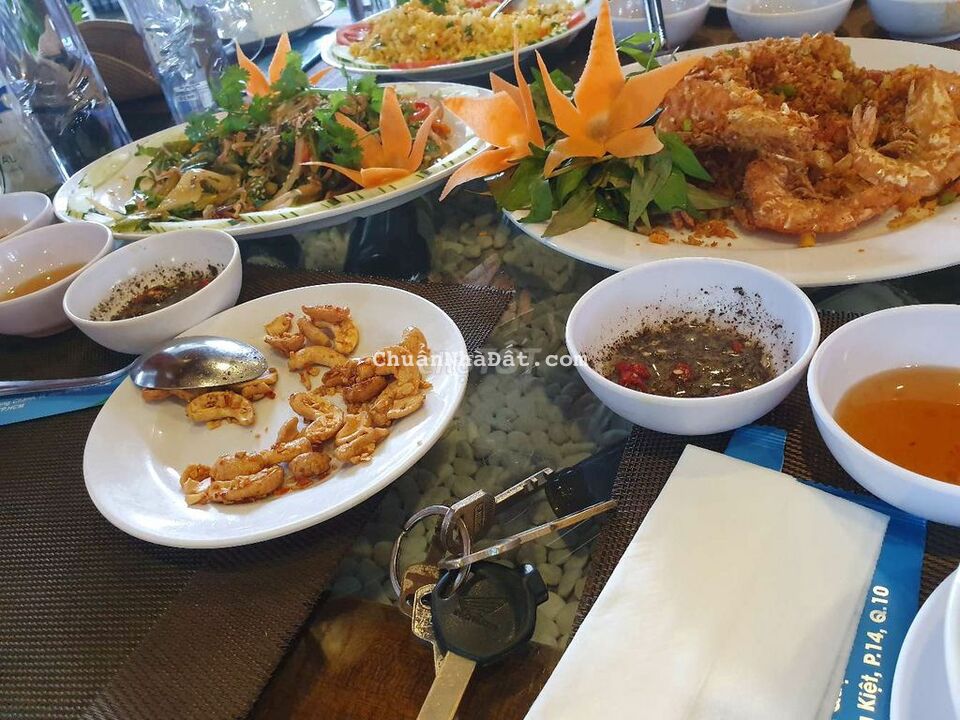 Cho thuê nhà hem tân hương giá 7 triệu 500k tháng