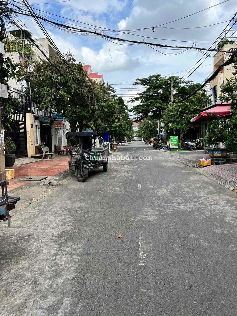 Nhà hẻm 8m Trịnh Đình Trọng, P. Hoà Thạnh 3,5x13m 1T1L 10tr/tháng Nhà hẻm 8m Trịnh Đình Trọng, P. Hoà Thạnh 3,5x13m 1T1L 10tr/tháng