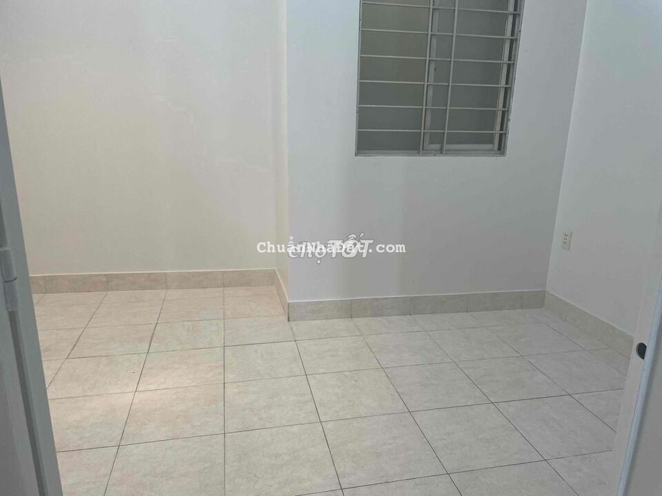 Nhà Cho Thuê 4x12.5m.2 Lầu.4PN.Mặt Tiền KD Lê Sát