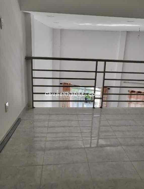 Hẻm Cách Mạng P. Tân Thành 5x10, trệt +gác, 8 tr