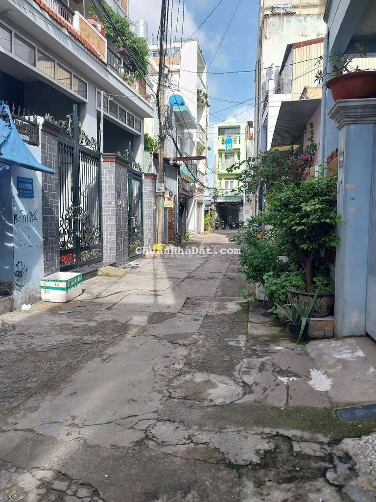 Cho thuê nhà hẻm 229/ tân kỳ tân quý 4×14 đúc 4 tấm