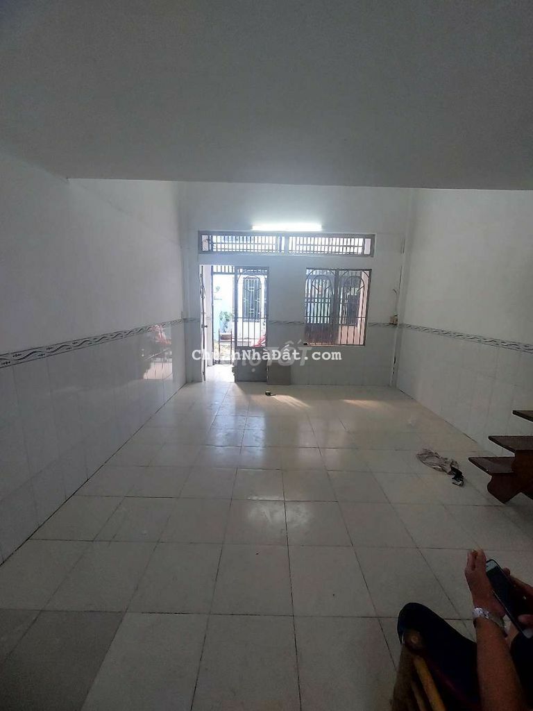 Nhà 4x10m y hình 6tr sát trường lê lai tây thạnh