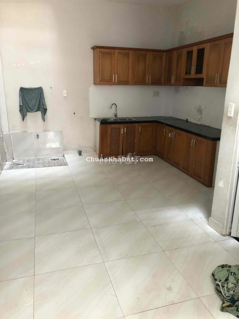 cho thuê nhà nguyên căn hẻm 578 Lê Trọng Tấn