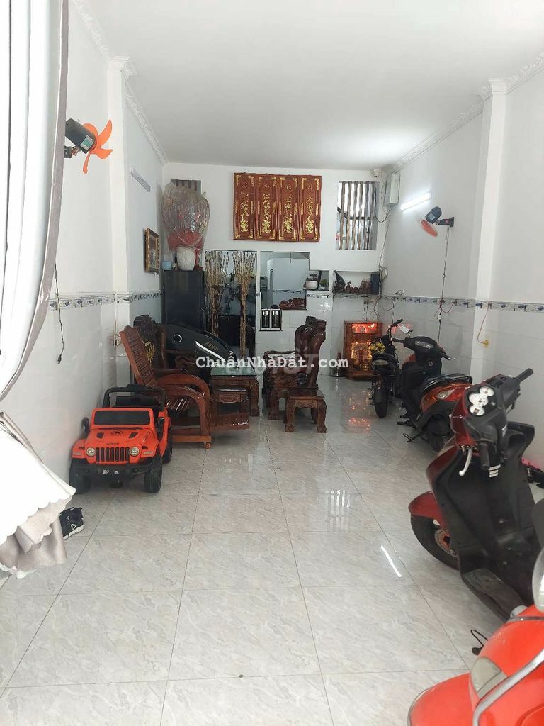 Cho thuê nhà 4x16m 1 trệt 2 lầu Đường Hồ Đắc Di