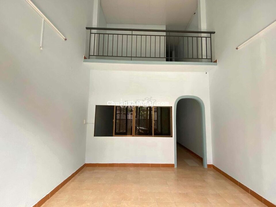 Cho Thuê Nhà 4x17m.3PN.Hẻm 1/ Lũy Bán Bích.Q.TP