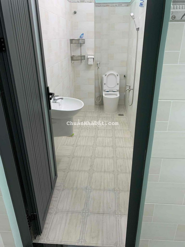 Hẻm 6m Gần Luỹ Bán Bích 5x14m 1 lầu mới 12tr 4 phòng ngủ