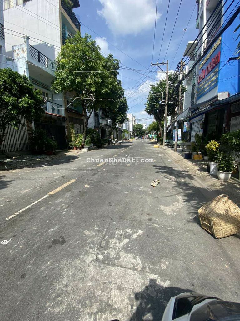 Nhà cho thuê  DT 4 x 18m 10PN.6WC , P.Phú Thọ Hòa, Quận Tân Phú