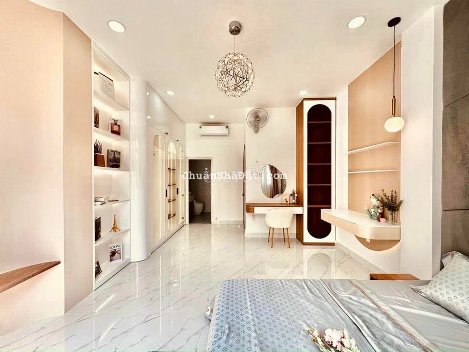 MTKD giao Lê Trọng Tấn_4x19_4 tấm (trống suốt)_nhà mới cực đẹp